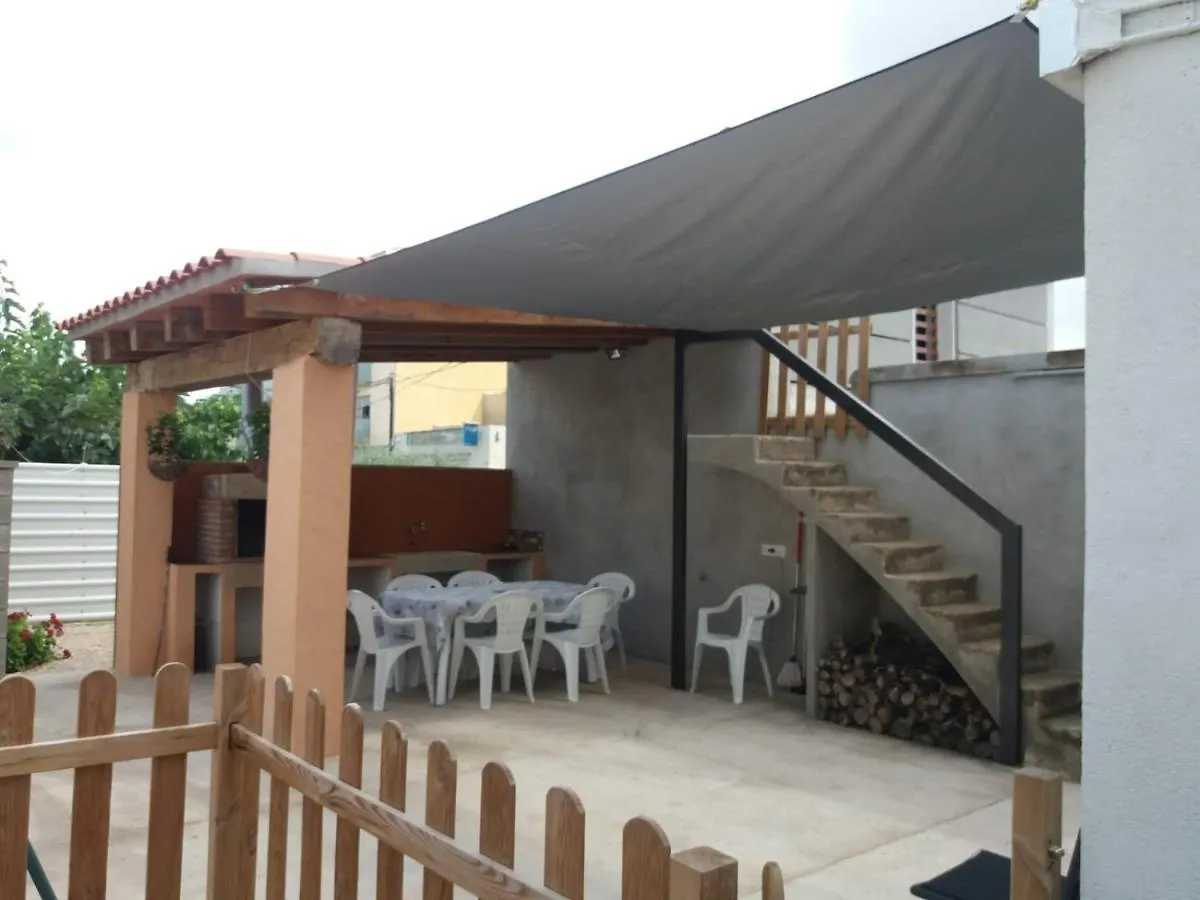 Casa Sara Villa Deltebre